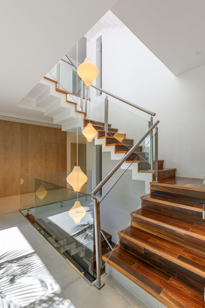 BARSANTE-ph-g-viramonte-escalera